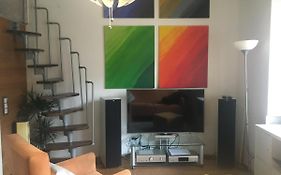 Wiesbaden Mitte, Apartment mit Galerie